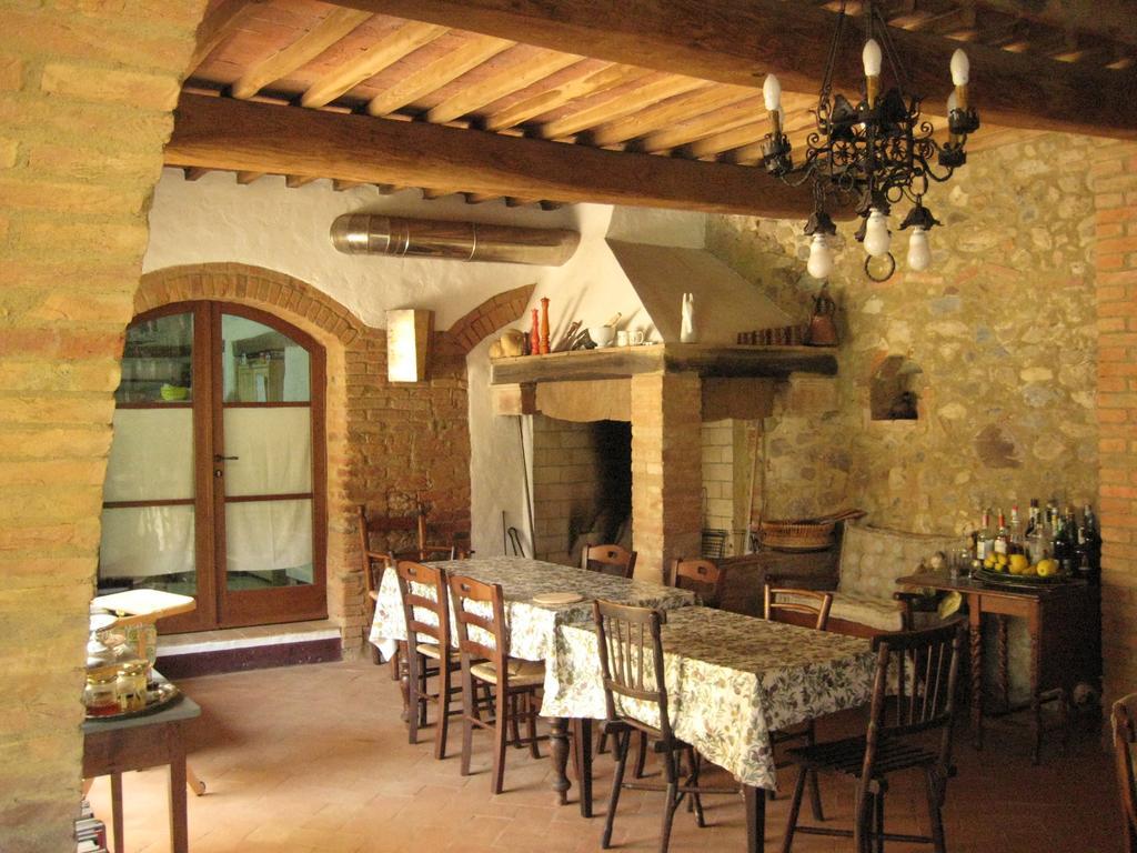 Agriturismo Il Casalino Pari Εξωτερικό φωτογραφία